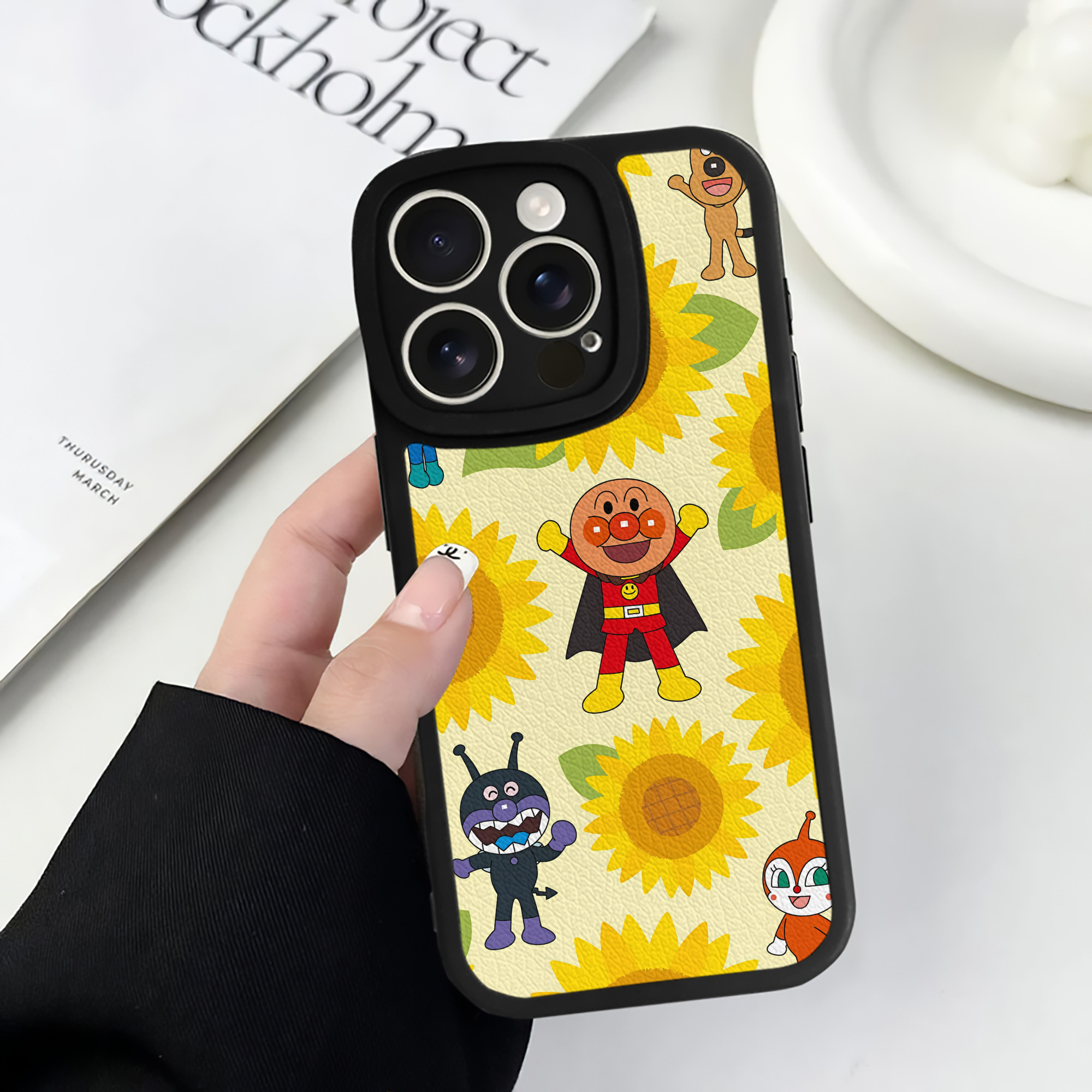 （画像用） アンパンマン Anpanman 【iPhone 16シリーズ対応】シリコンスマホケース（レザー調） 材質：シリコン
